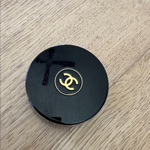 Chanel Ombré Premiere Cream Eyeshadow in Silver Pink - Picture 1 of 3